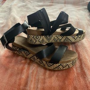 Wedge sandals size 8